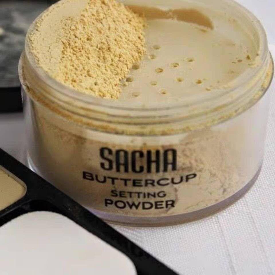 Makeup Artist's Essential Powder Setting Powder.