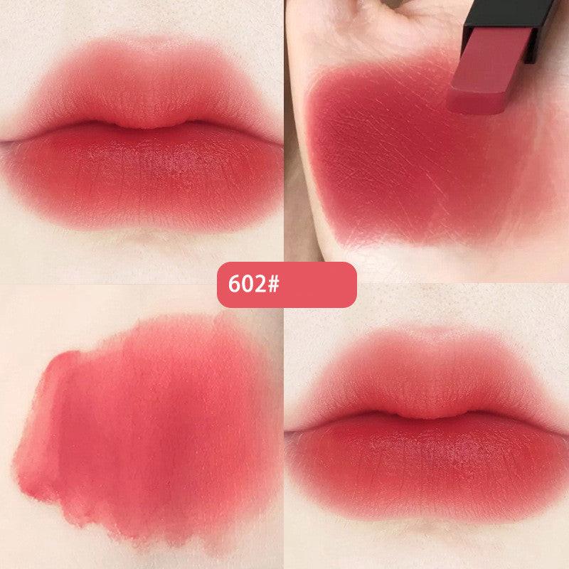 Small Gold Strip Lipstick Moisturizing Makeup Lipstick Cosmetics.