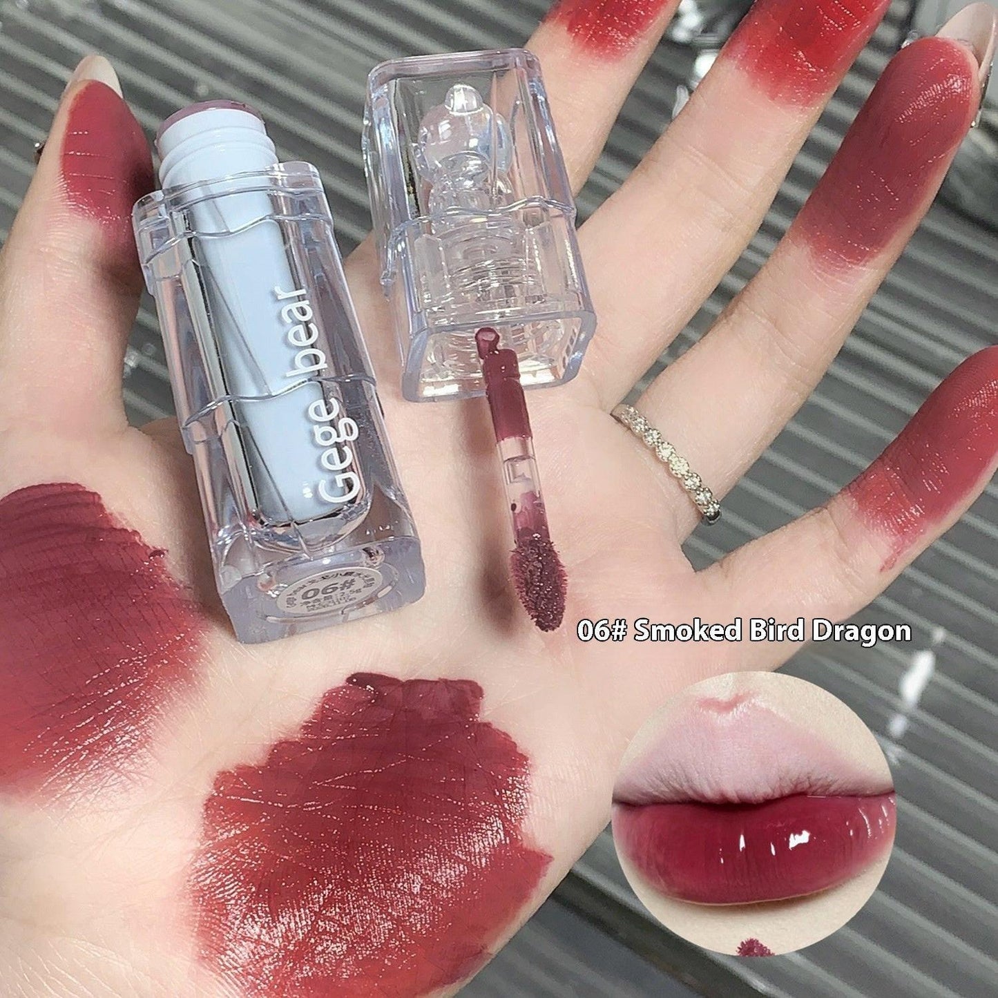 Gogo Bear Water Light Lip Lacquer Mirror Full Lips Nourishing Moisturizing Makeup.