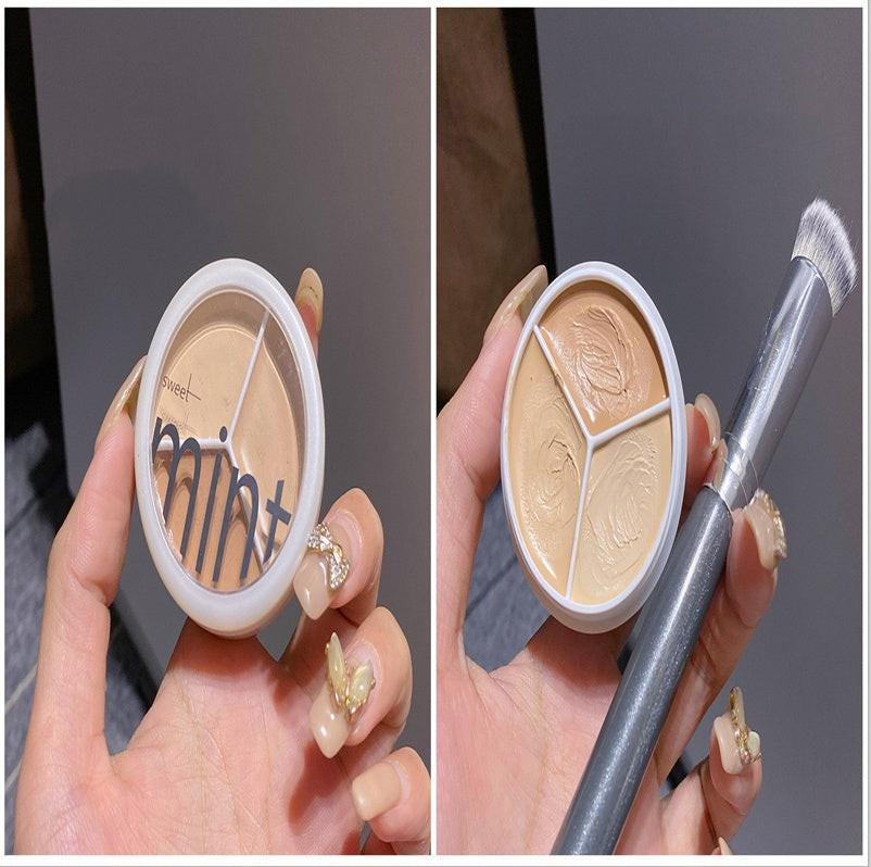 New Hot Sell Tri-Color Concealer Foundation.