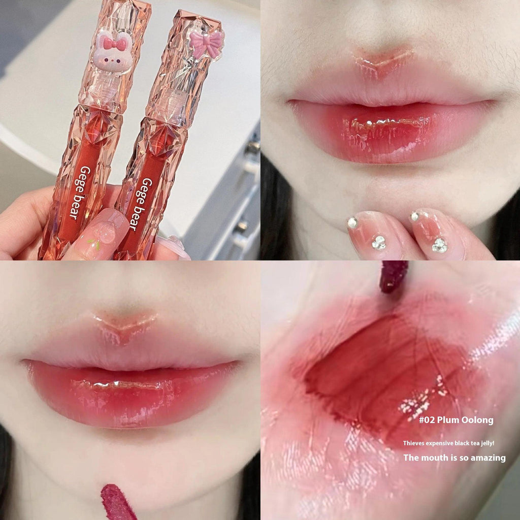 Transparent Diamond Light Lip Lacquer.