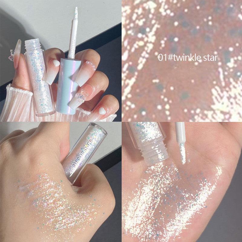 Illuminating Star Eye Shadow Liquid.