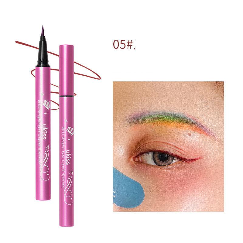 Waterproof color eyeliner pen.