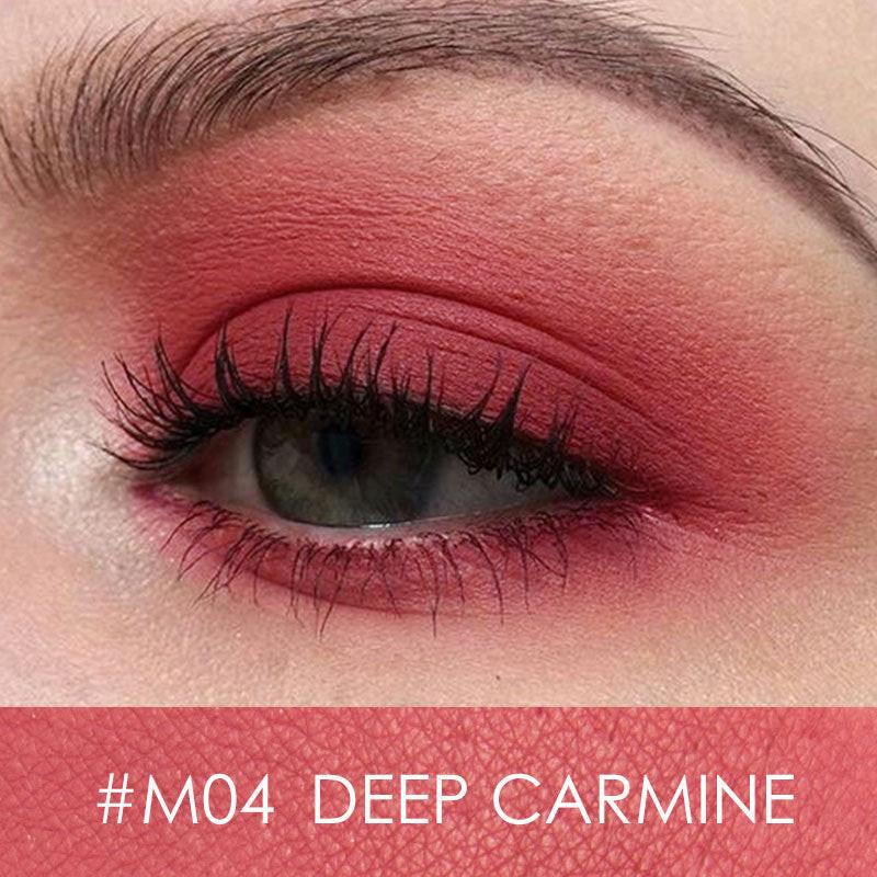 Monochrome mermaige earth color eyeshadow.
