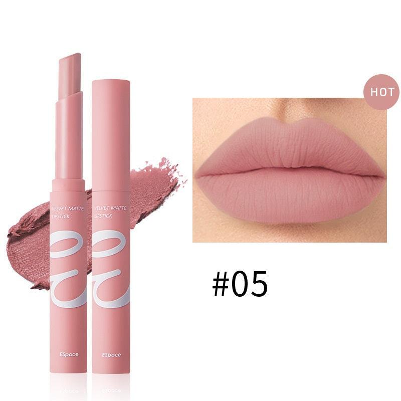Not Easy To Dip Cup Color Velvet Matte Lipstick.