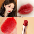 Golden Thin Tube Semi-matte Velvet Matte Moisturizing Lipstick.
