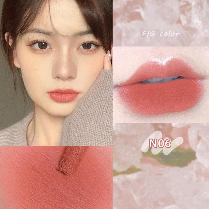 Mist Glossy Lip Glaze Is Light And Not Easy To Touch Matte Lipstick.