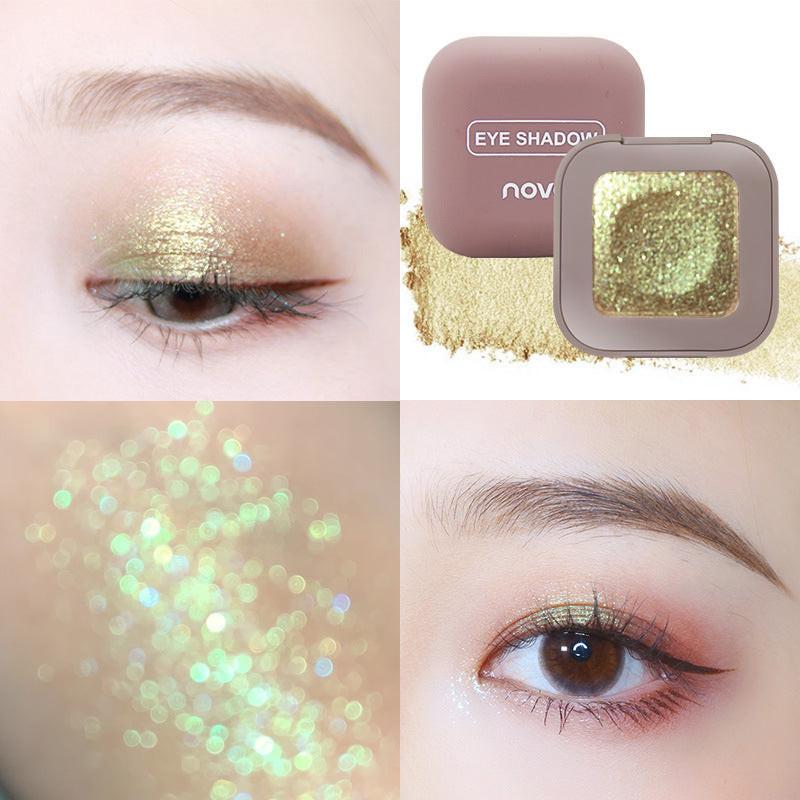 NOVO monochrome eye shadow.