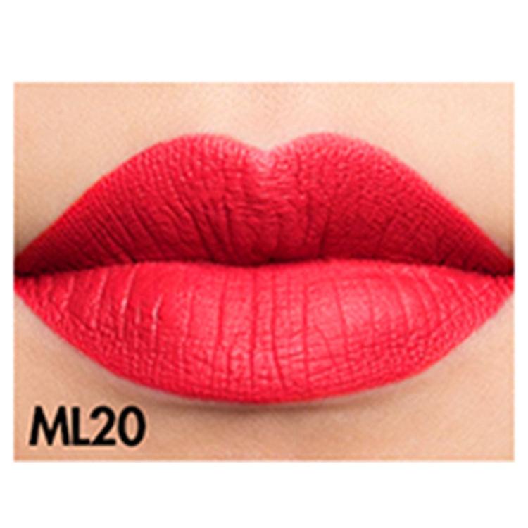 Matte Moisturizing Lip Gloss Waterproof.