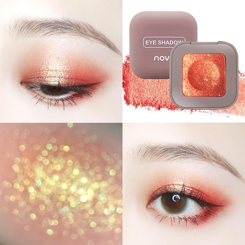 NOVO monochrome eye shadow.