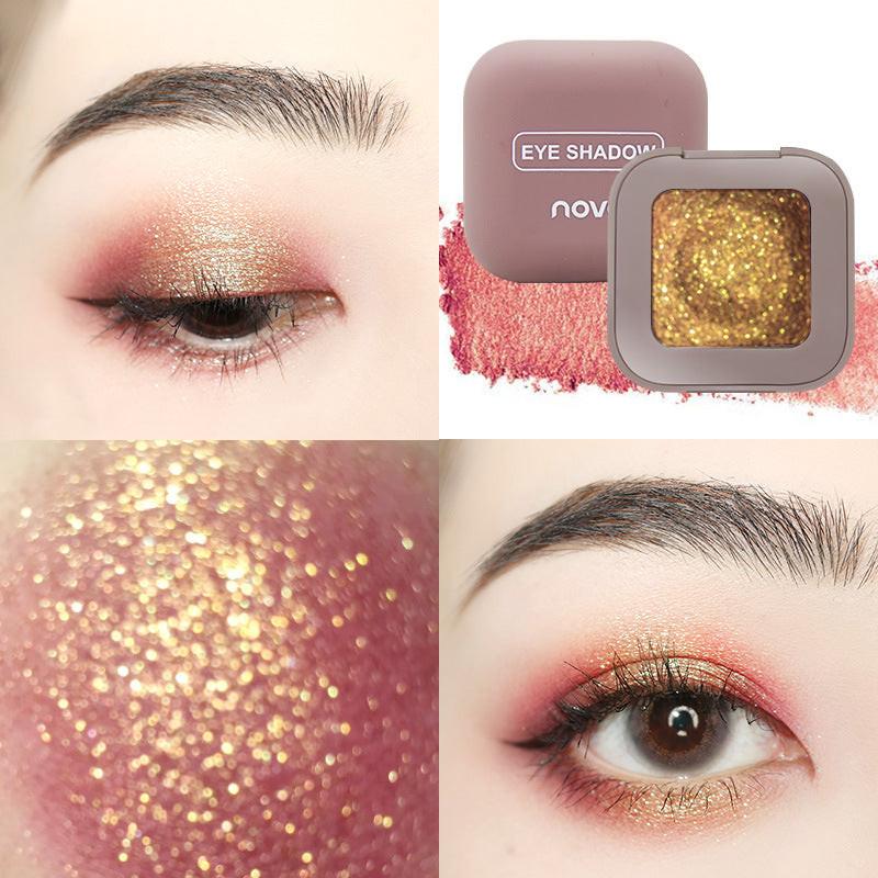 NOVO monochrome eye shadow.