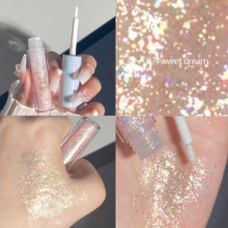 Illuminating Star Eye Shadow Liquid.