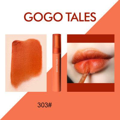 Matte Velvet Moisturizing Net Red Lipstick.