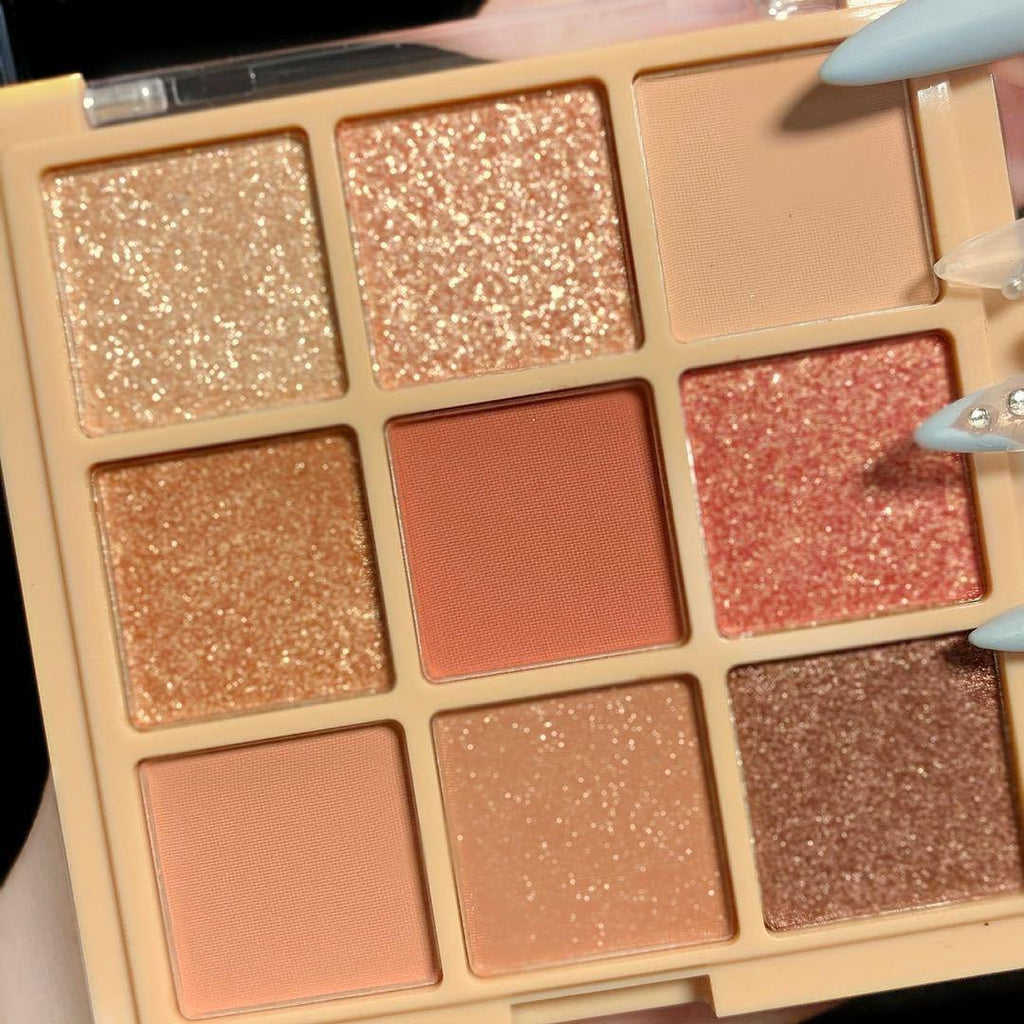 Shimmer Matte Earth Tone Eye Shadow.