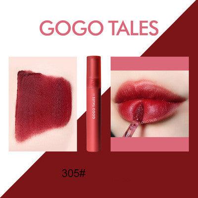 Matte Velvet Moisturizing Net Red Lipstick.