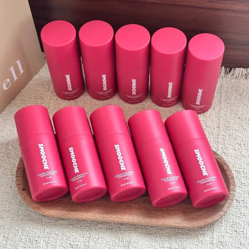 Smooche Skin Tone Adaptive Color Changing Liquid Foundation Blurring Blemishes & Redness SPF15 Sunscreen Base Makeup Products