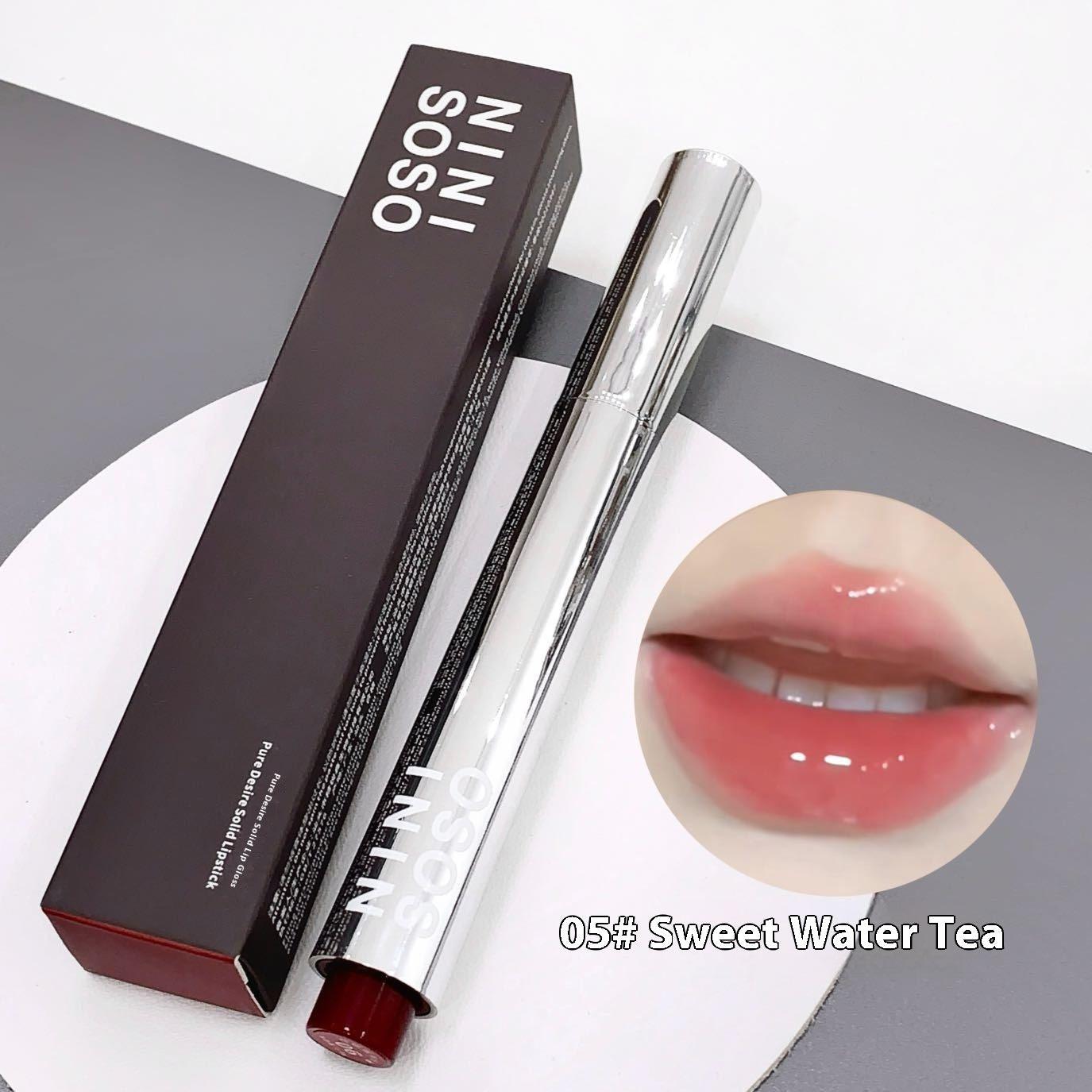 Pure Color-fixing Lip Gloss Solid Lipstick.
