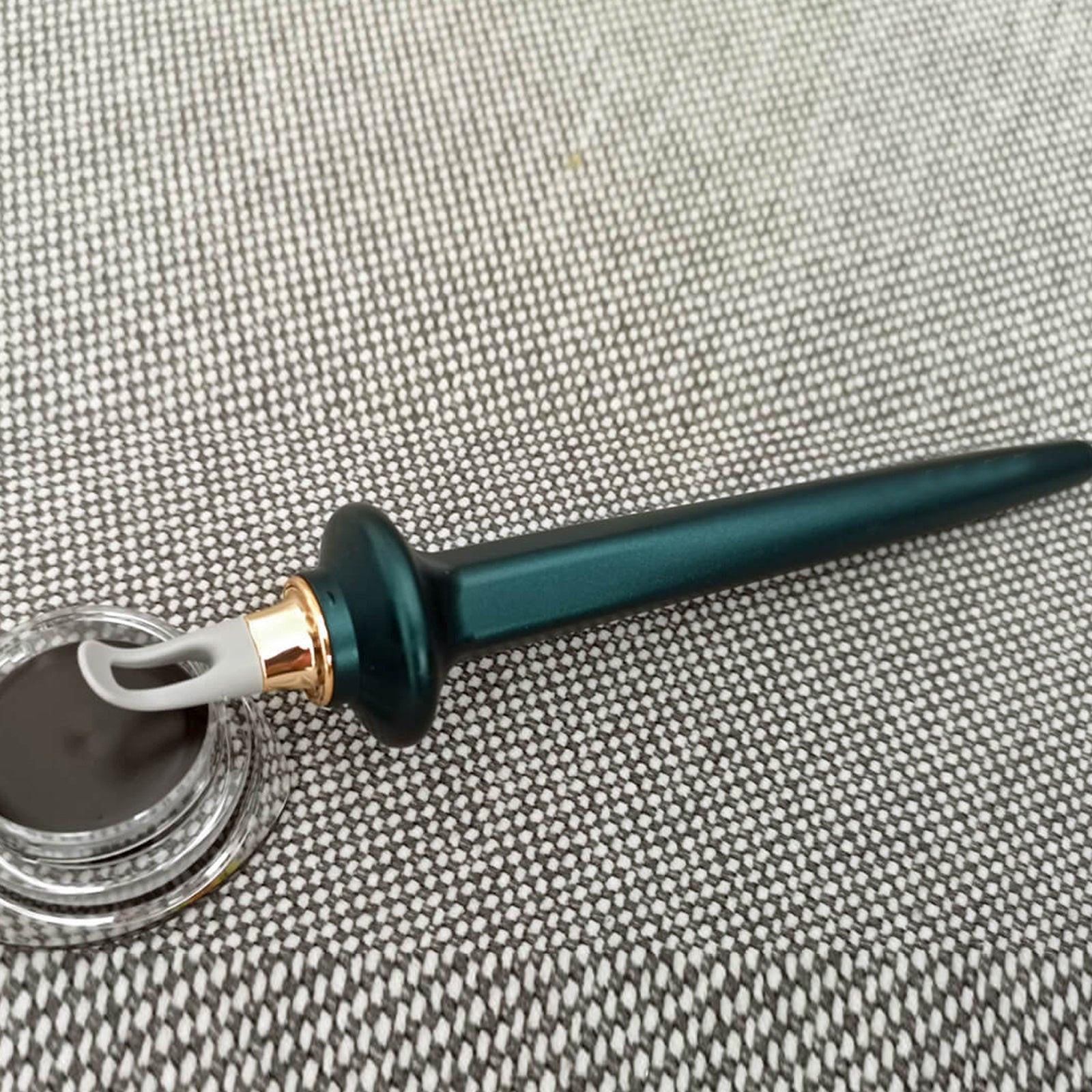 Silicone Eyeliner Painting Tool Outline Waterproof Not Smudge Creamy Eyeliner Eyeliner Brush.