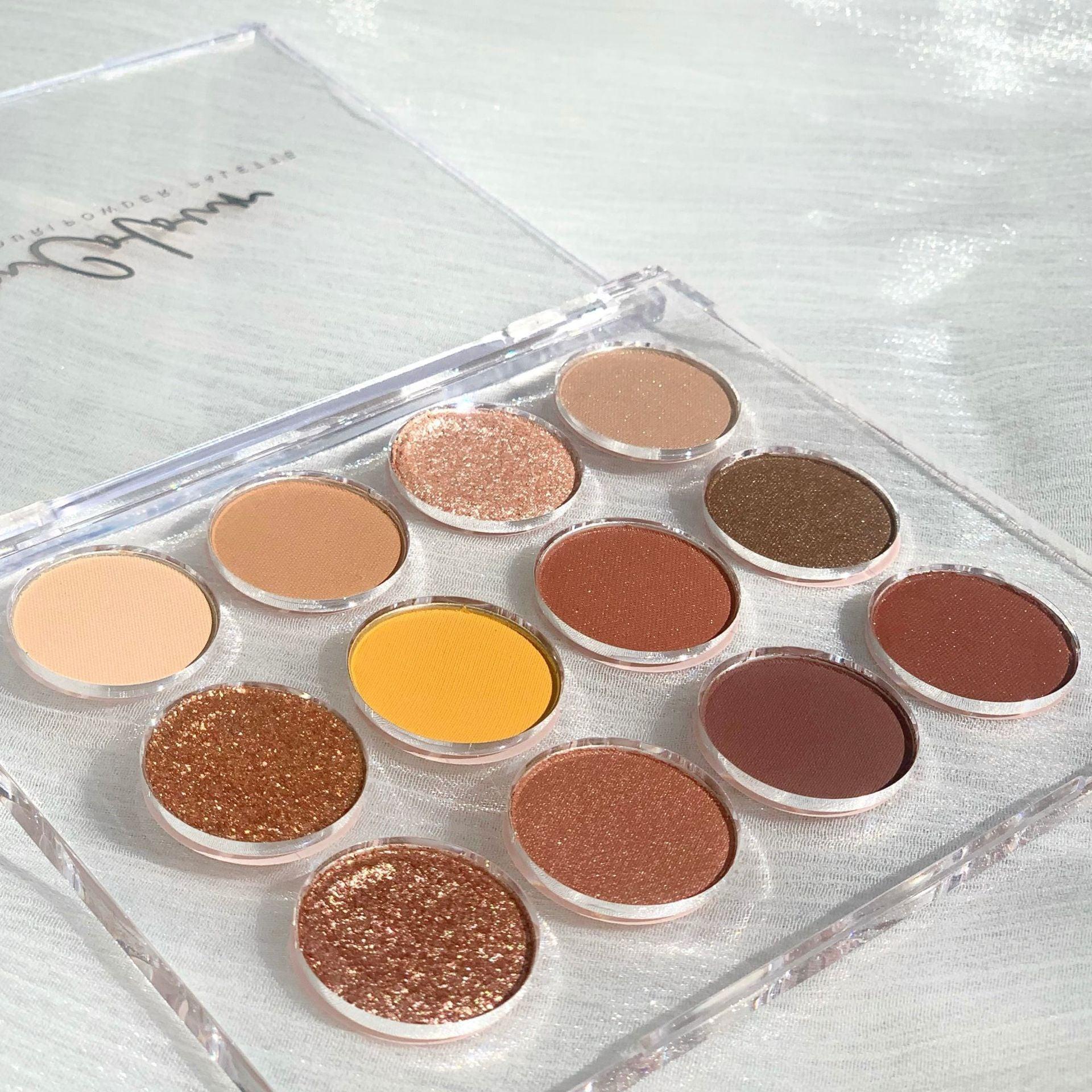 Magic Color Transparent 12 Color Eye Shadow Plate.