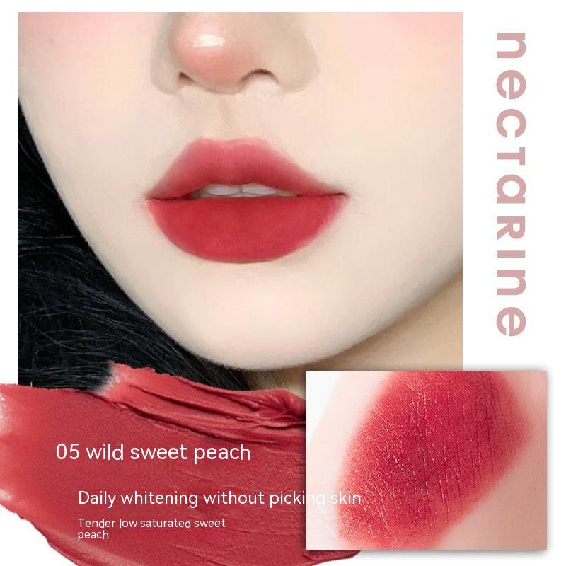 Ice Cream White Velvet Matte Matte Lip Gloss.